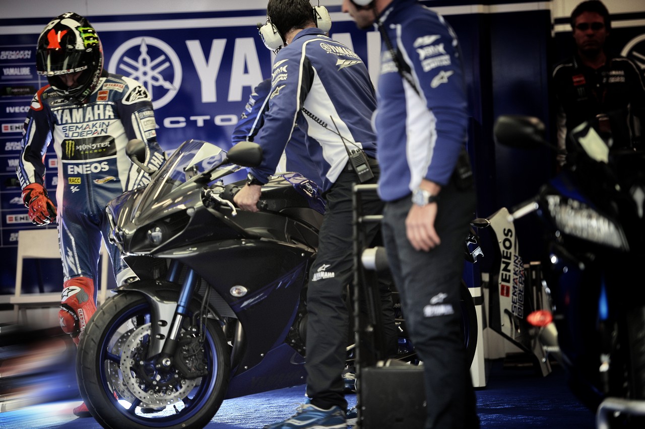 Yamaha Race Blu