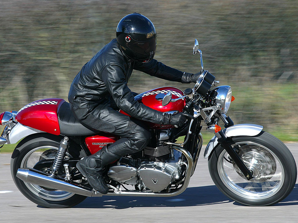 Triumph Thruxton 2006