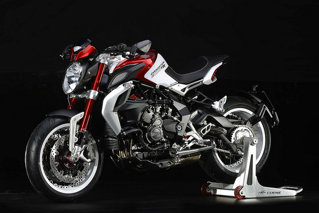 MV Agusta Brutale 800 Dragster RR 2015.