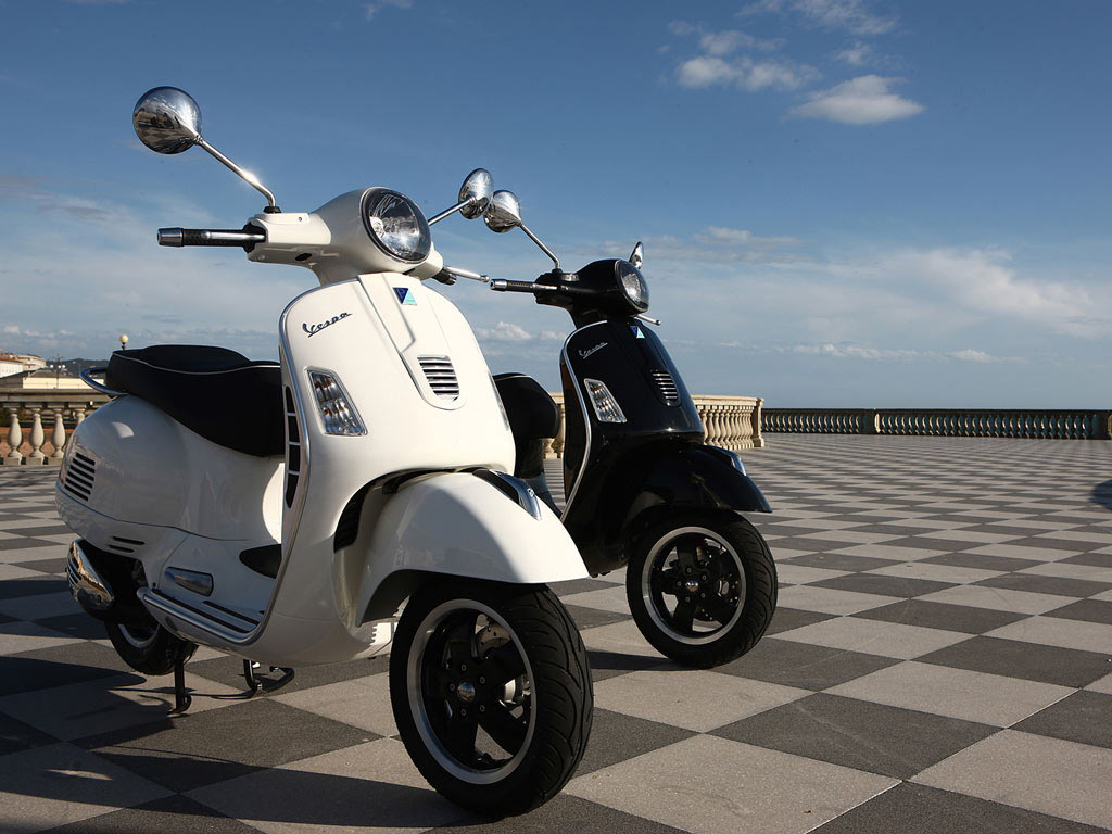 Vespa GTS 300 Super