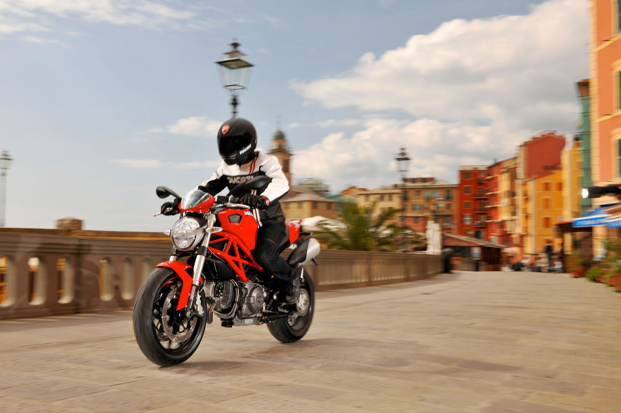 Ducati Monster 796