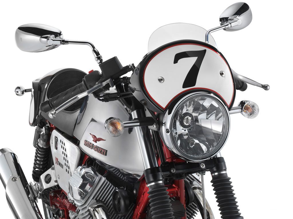 Moto Guzzi v7 Racer 2010