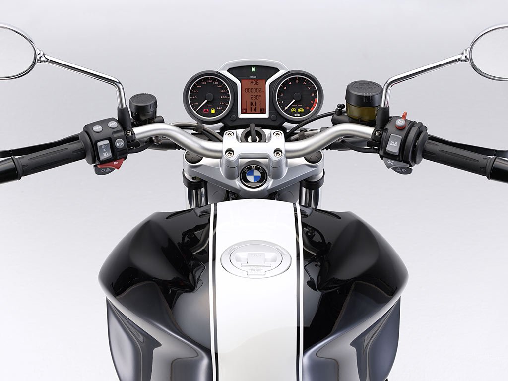 BMW R1200R 2011