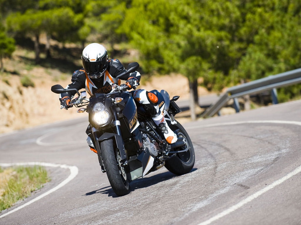 KTM 990 Super Duke 2011