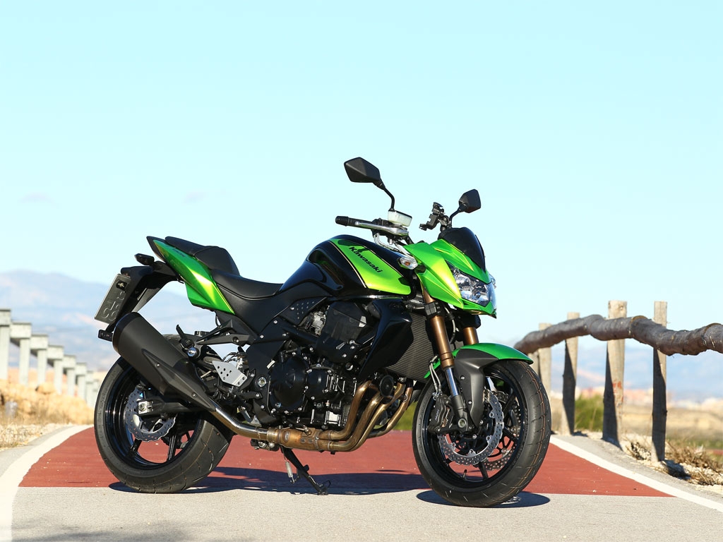 Kawasaki Z750R 2011