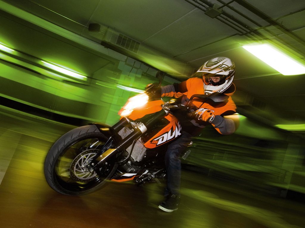 KTM 125 Duke 2011