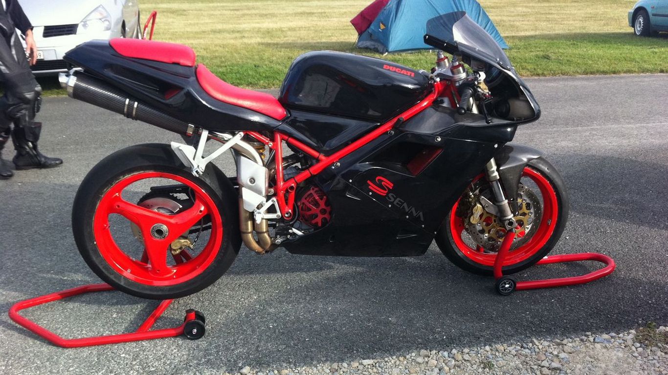 Ducati 748s Replica Senna