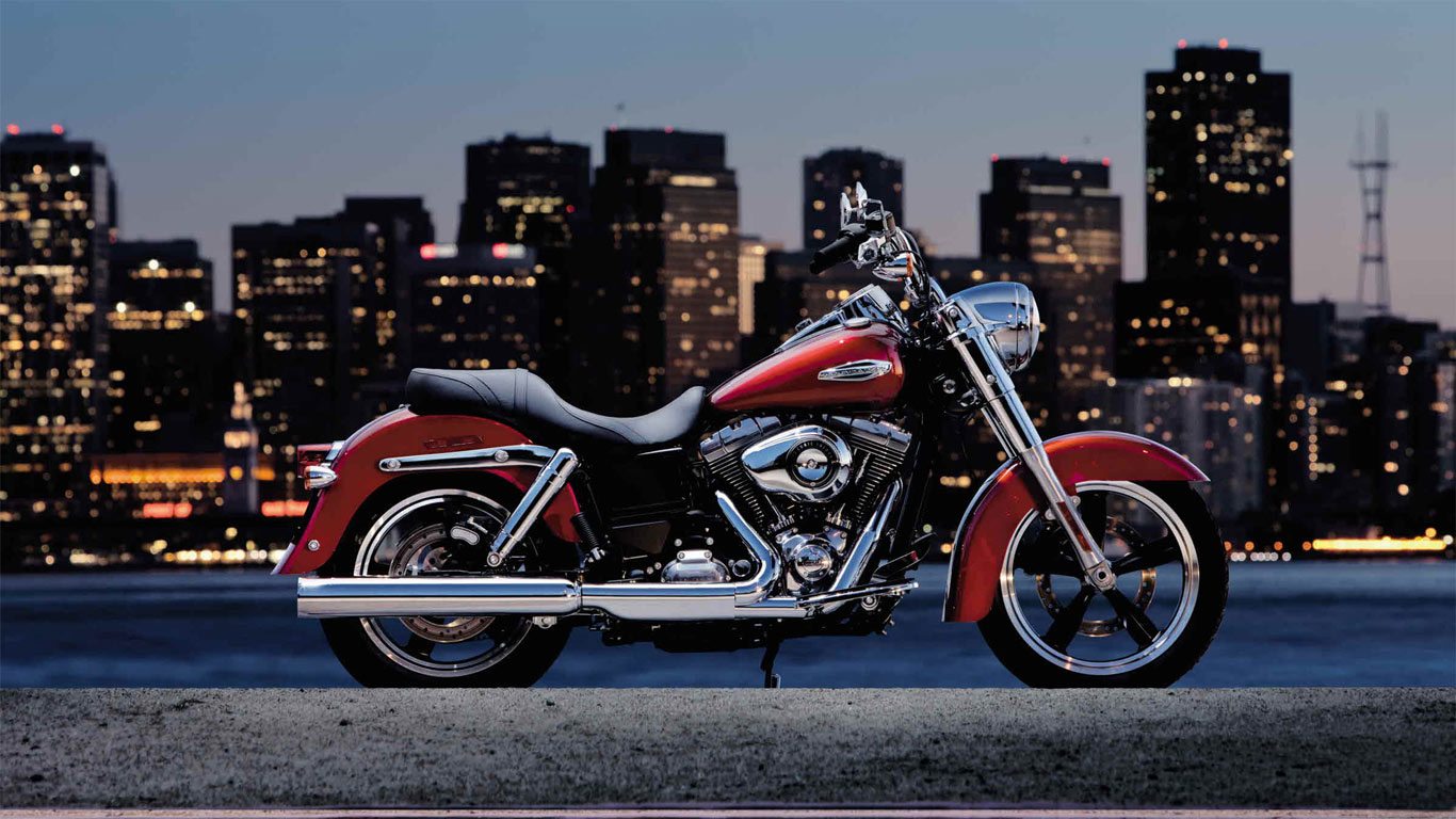 Harley-Davidson FLD Switchback 2012