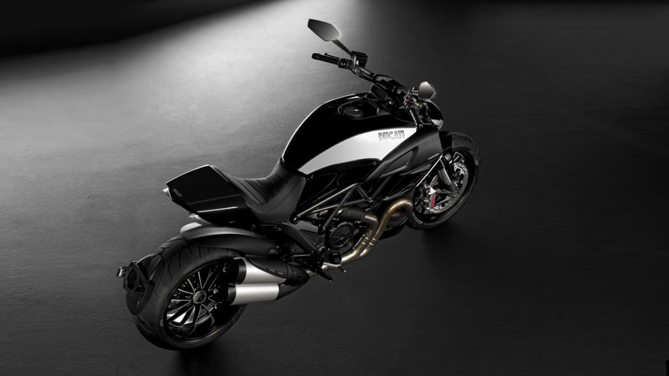 Ducati Diavel CROMO