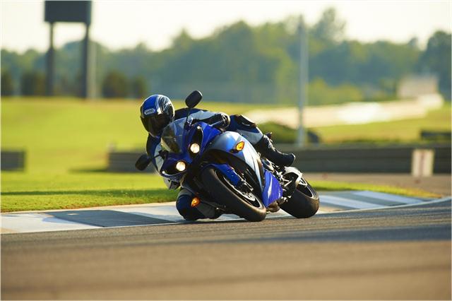 Yamaha YZF-R1