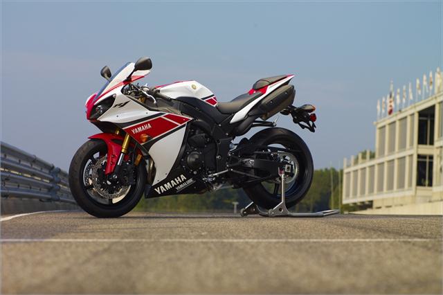 Yamaha YZF-R1