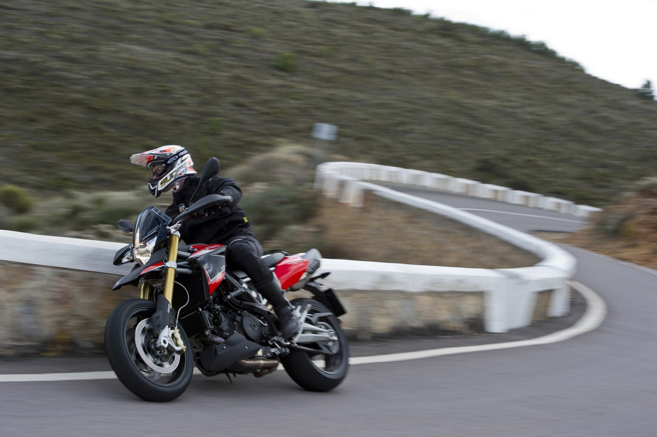 Aprilia Dorsoduro 1200