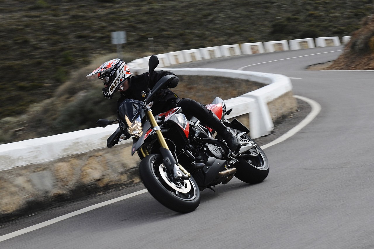 Aprilia Dorsoduro 1200