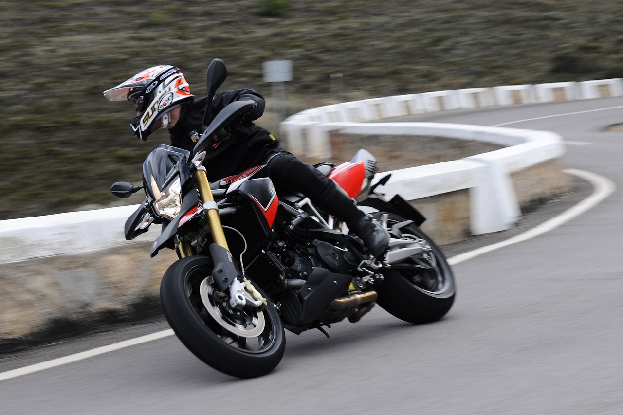 Aprilia Dorsoduro 1200