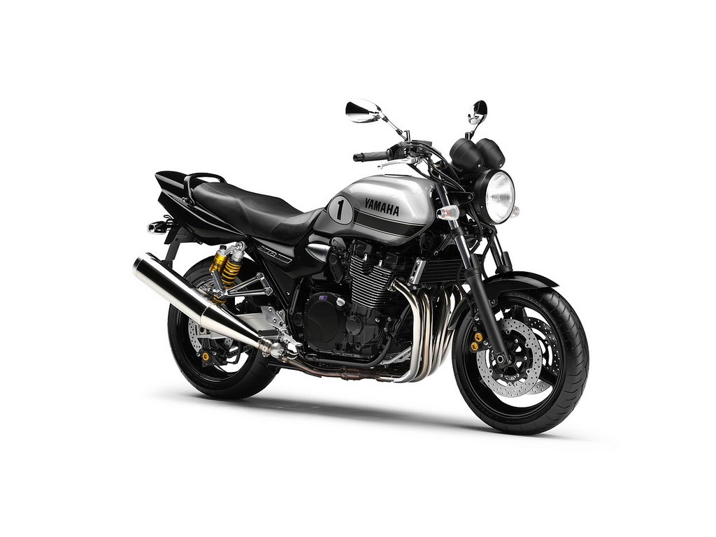 Yamaha XJR 1300